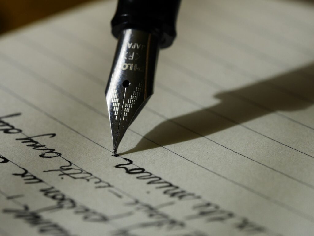 Expert report writing